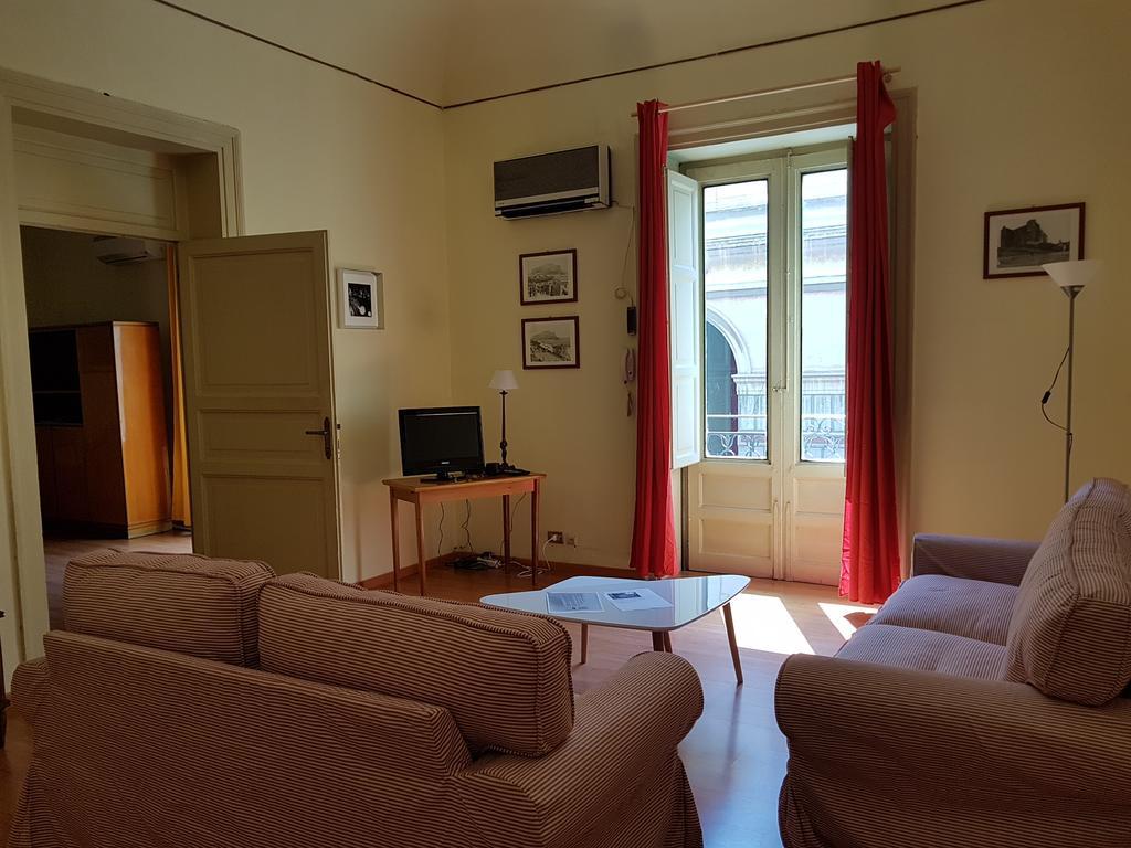 Piazza Politeama Apartment Palermo Bagian luar foto